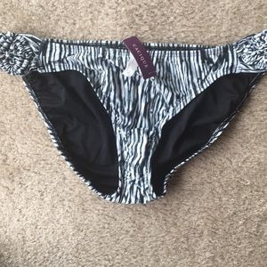 NWT💥 swim bottom size 16